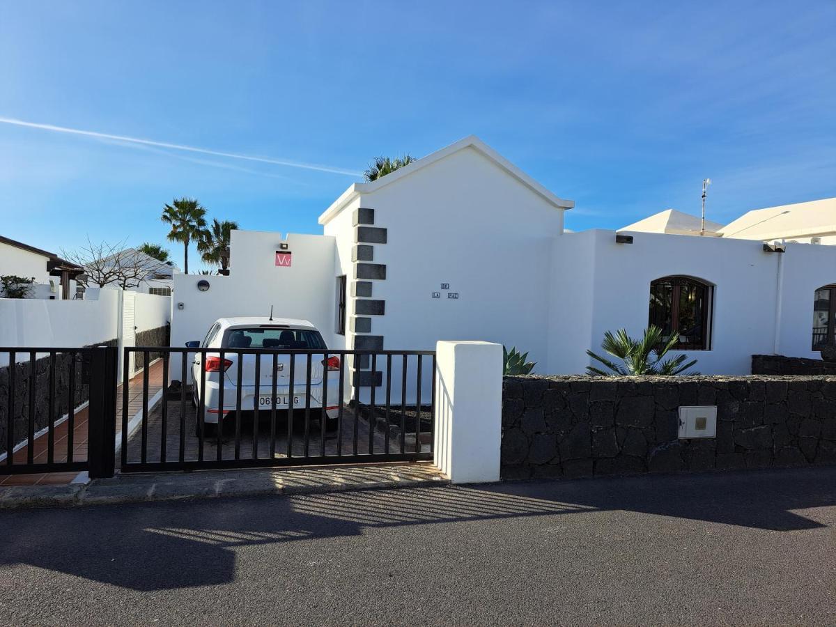 Villa De La Paz Playa Blanca  Exterior photo