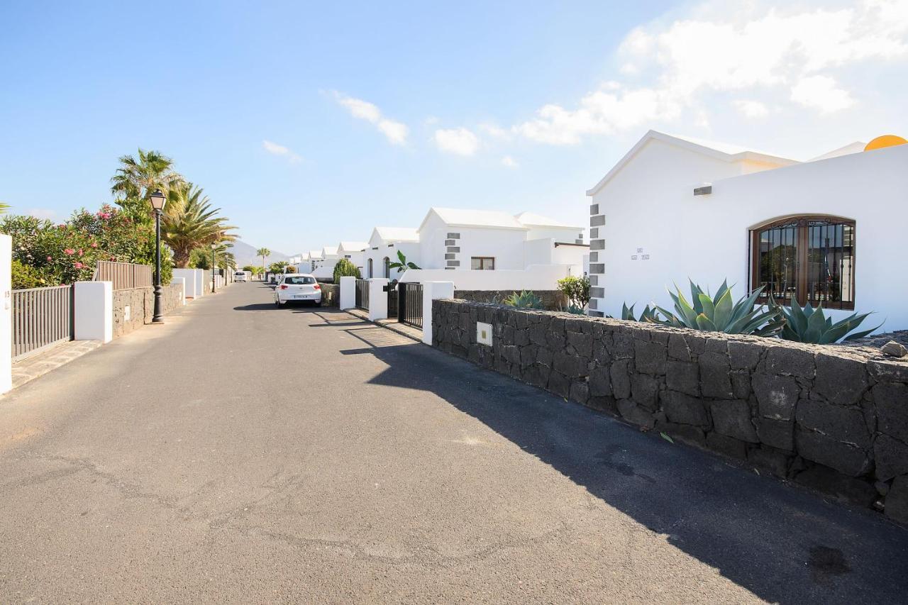 Villa De La Paz Playa Blanca  Exterior photo